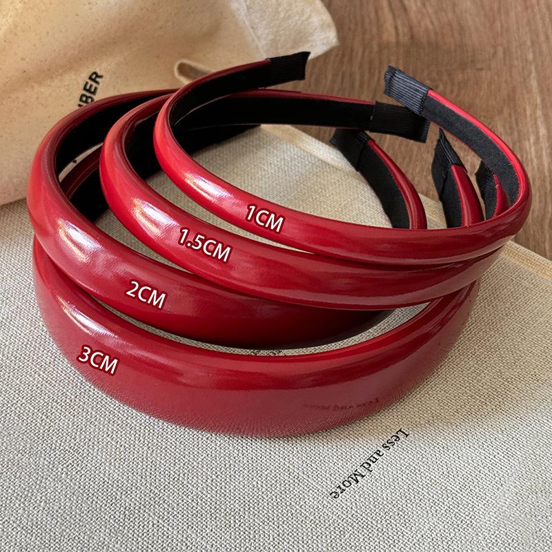 Wine Red Headband Skin Brightening Effect Faux Leather Hair Band Women s Elastic Hair Accessory Minimalist Chic Wide Thin Hair Hoop Gift 1cm красный
Wine Red Headband Skin Brightening Effect Faux Leather Hair Band Women s Elastic Hair Accessory Minimalist Chic Wide Thin Hair Hoop Gift 1cm красный