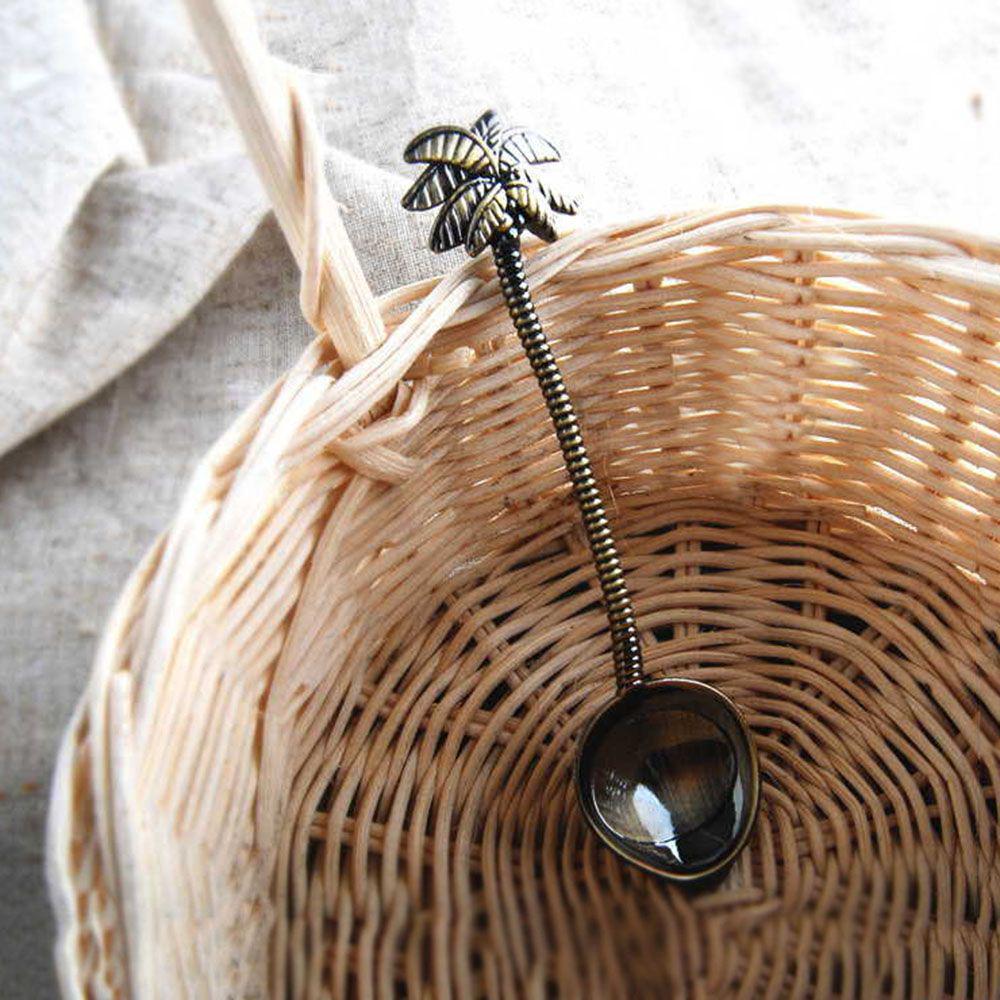Vintage royal style Coconut Tree Tea Coffee Spoon Ice Cream Small Decoration Zine Alloy Gift for Bar Party бронзовий
Vintage royal style Coconut Tree Tea Coffee Spoon Ice Cream Small Decoration Zine Alloy Gift for Bar Party бронзовий