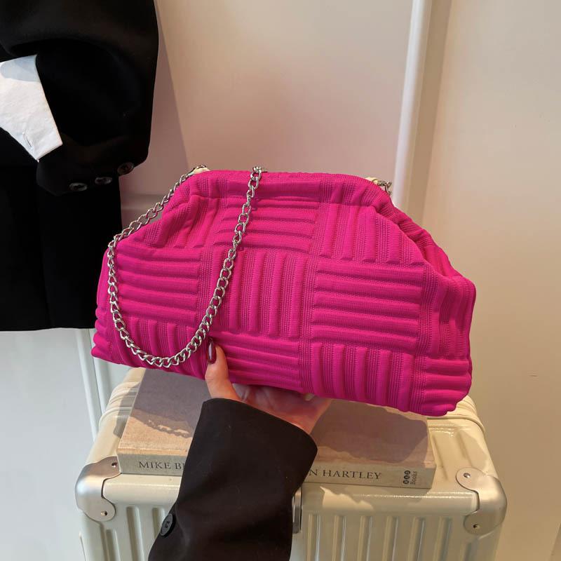 New fabric hand-held cosmetic bag niche striped cloud bag versatile chain shoulder messenger bag рожевий
New fabric hand-held cosmetic bag niche striped cloud bag versatile chain shoulder messenger bag рожевий