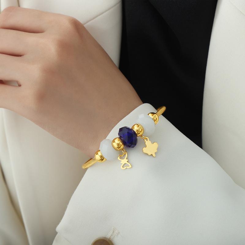 Барочный цветной ограненный кристалл открытый браслет титановая сталь 18-каратное золото нишевый дизайн не выцветает милый браслет сестричка для женщин
Барочный цветной ограненный кристалл открытый браслет титановая сталь 18-каратное золото нишевый дизайн не выцветает милый браслет сестричка для женщин