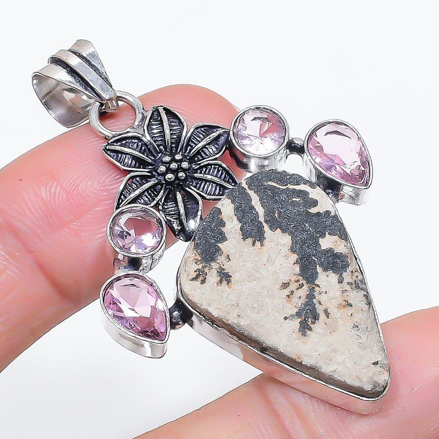 Natural Psilomelane Dendritic, Kunzite 925 Sterling Silver Pendant 2.21 e2o96
Natural Psilomelane Dendritic, Kunzite 925 Sterling Silver Pendant 2.21 e2o96