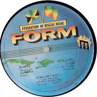 12-дюймовая пластинка TIPPA RANKING - Echo Get Shot / 2B. Автобус FORMD008 Форма 1981 Великобритания Регги, Ска и Даб
12-дюймовая пластинка TIPPA RANKING - Echo Get Shot / 2B. Автобус FORMD008 Форма 1981 Великобритания Регги, Ска и Даб