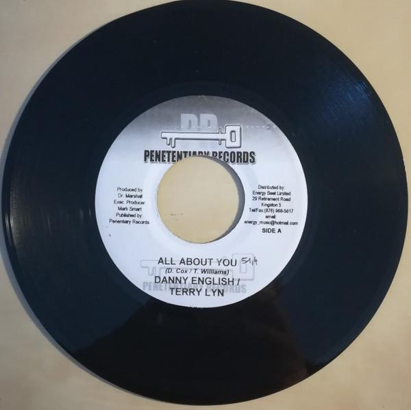 7inch Record DANNY ENGLISH / TERRY LYNN - All About You NONE Penetentiary Re 2004 Jamaica Reggae, Ska & Dub Used
7inch Record DANNY ENGLISH / TERRY LYNN - All About You NONE Penetentiary Re 2004 Jamaica Reggae, Ska & Dub Used