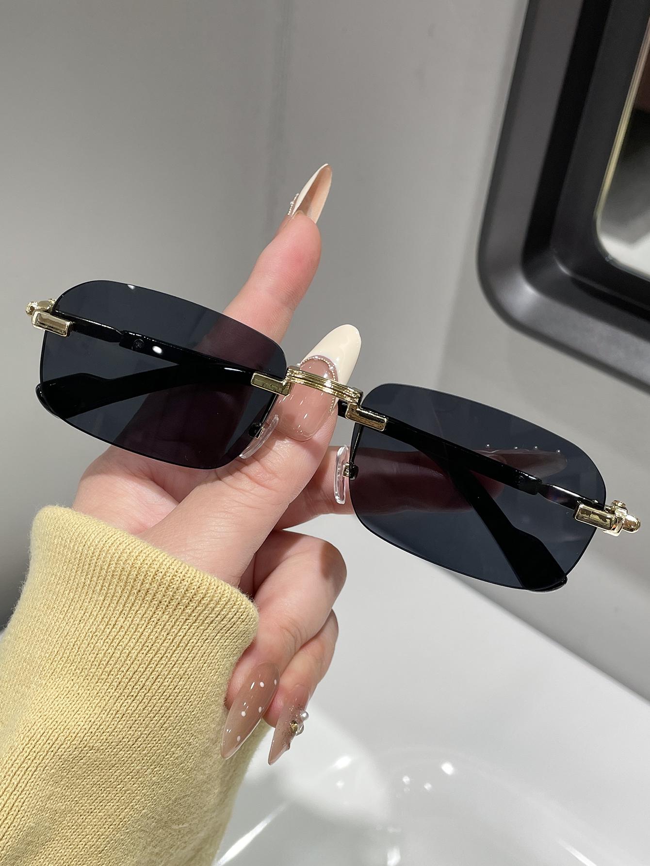 UV400 Simplistic Long Rectangle Unframed Fashion Glasses with Decorative Temple Tips for Daily Wear And Street Photography чорний
UV400 Simplistic Long Rectangle Unframed Fashion Glasses with Decorative Temple Tips for Daily Wear And Street Photography чорний