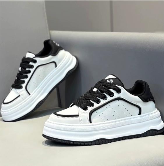 Autumn new low-top board shoes trendy casual sports shoes breathable leather face 38
Autumn new low-top board shoes trendy casual sports shoes breathable leather face 38