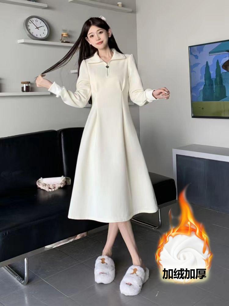Dress autumn and winter French heart neckline zipper fashion high sense waist thin light luxury women s dress M абрикосовый
Dress autumn and winter French heart neckline zipper fashion high sense waist thin light luxury women s dress M абрикосовый