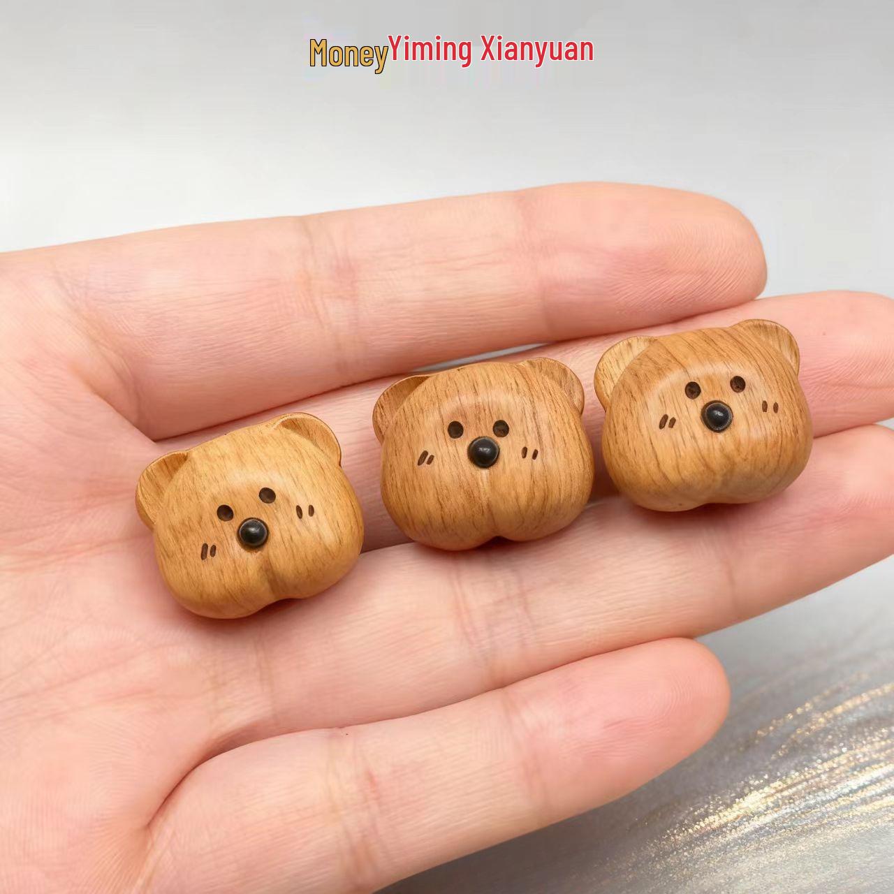 Peach Wood Bear Carved DIY Bead Pendant Ornament
Peach Wood Bear Carved DIY Bead Pendant Ornament