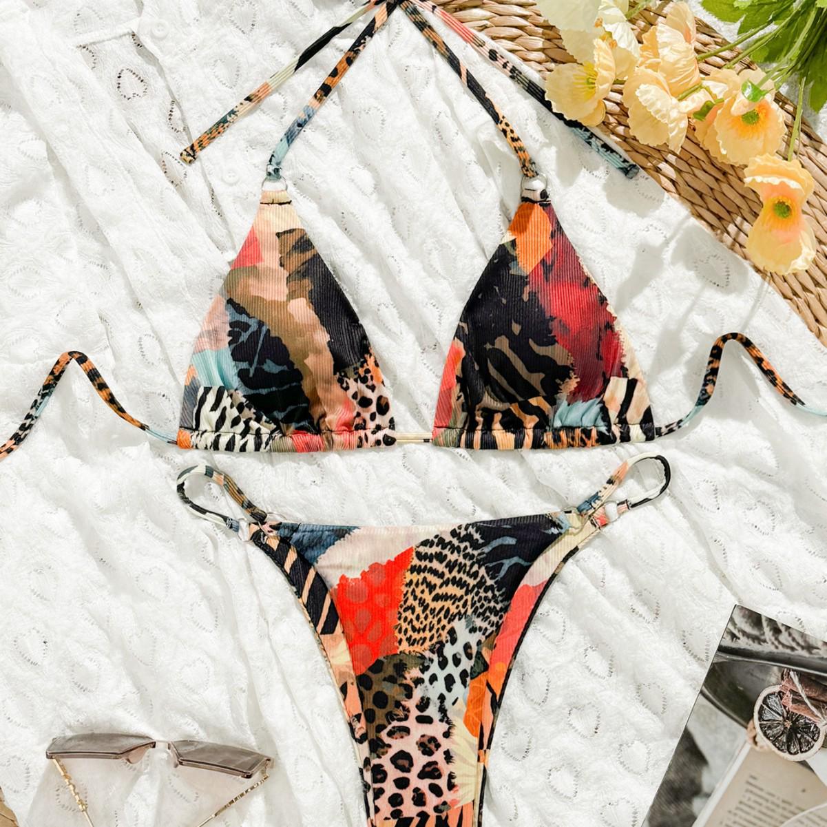 2025 European & American New Cross-Border Print Lace-Up Backless Sexy Split Bikini Swimsuit For Women Large
2025 European & American New Cross-Border Print Lace-Up Backless Sexy Split Bikini Swimsuit For Women Large