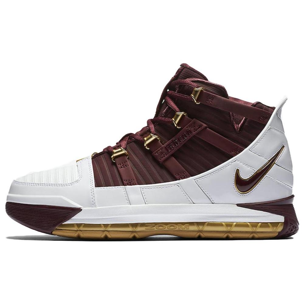 Nike LeBron 3 Christ The King 2018 42
Nike LeBron 3 Christ The King 2018 42