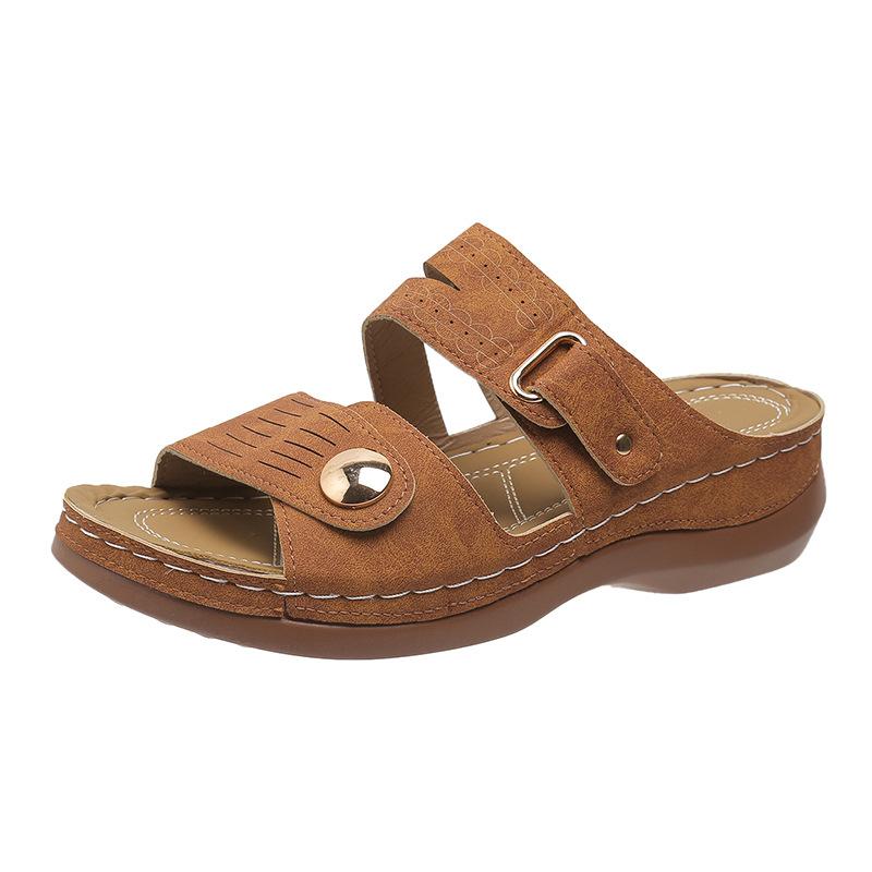 Slippers 22 years summer new European and American one-word slope heel fish mouth cool slippers 42 верблюд
Slippers 22 years summer new European and American one-word slope heel fish mouth cool slippers 42 верблюд