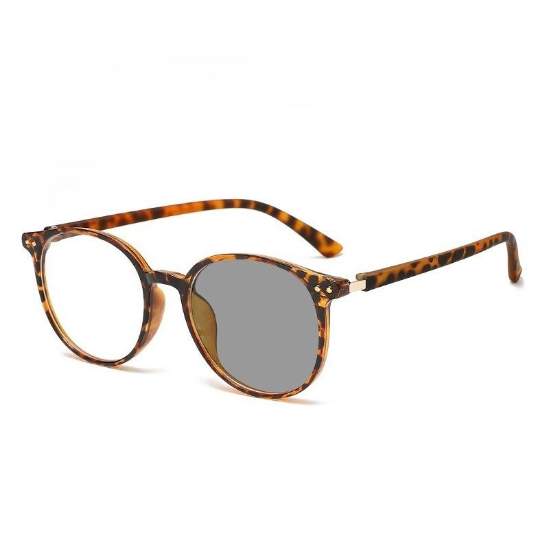 High Definition Blue Light Blocking Glasses, Fashion Round Oversized Photochromic Presbyopia Eyewear 0
High Definition Blue Light Blocking Glasses, Fashion Round Oversized Photochromic Presbyopia Eyewear 0
