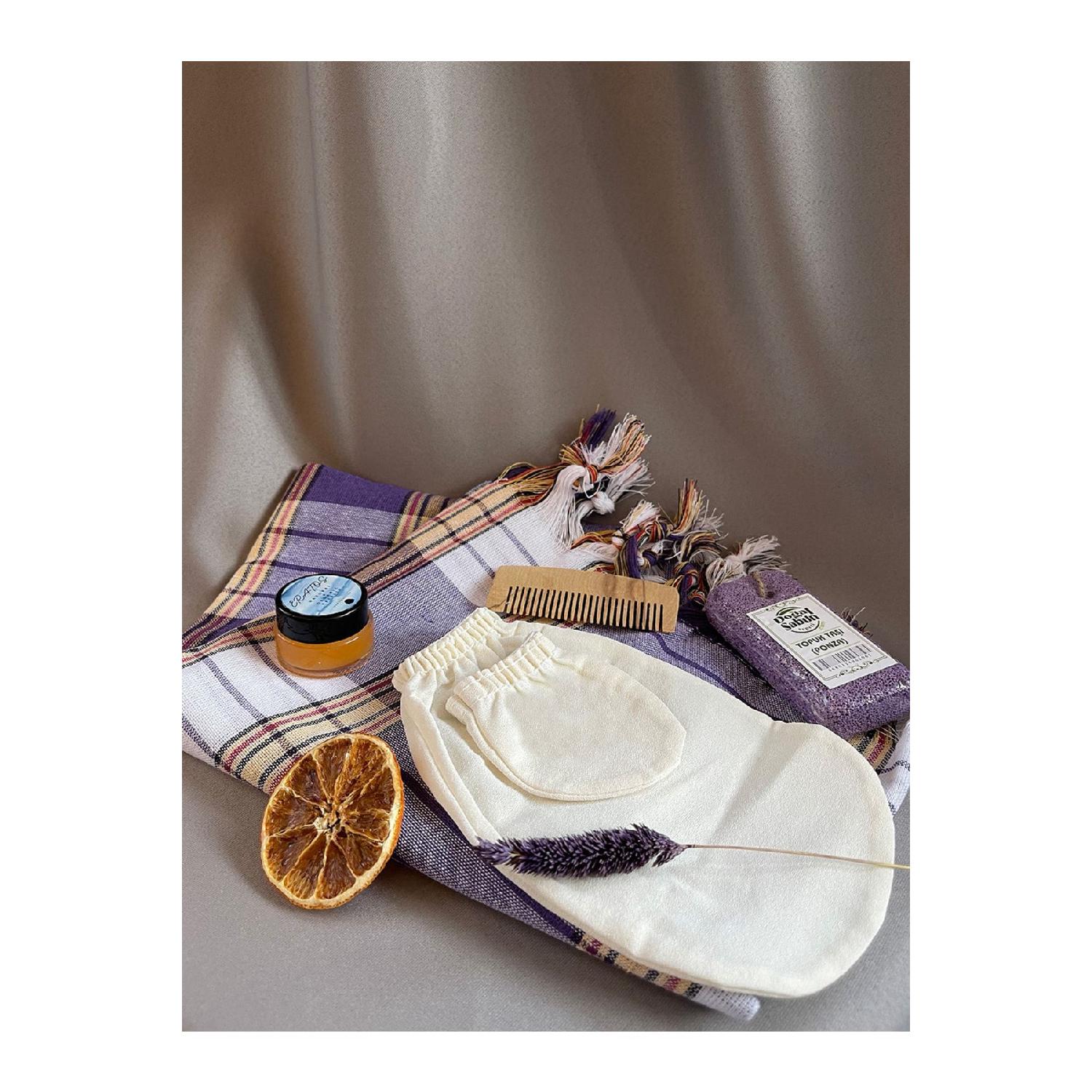 Traditional Bath Hammam Set - Silk Washcloth Set - Thick Peshtemal - Organic Vaseline - Comb - Pumice Stone
Traditional Bath Hammam Set - Silk Washcloth Set - Thick Peshtemal - Organic Vaseline - Comb - Pumice Stone