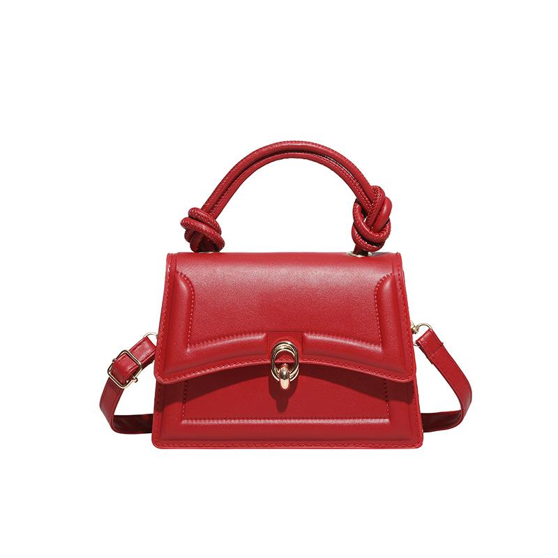 New portable small square bag women s high-end fashion versatile shoulder bag retro simple commuter messenger bag червоний
New portable small square bag women s high-end fashion versatile shoulder bag retro simple commuter messenger bag червоний