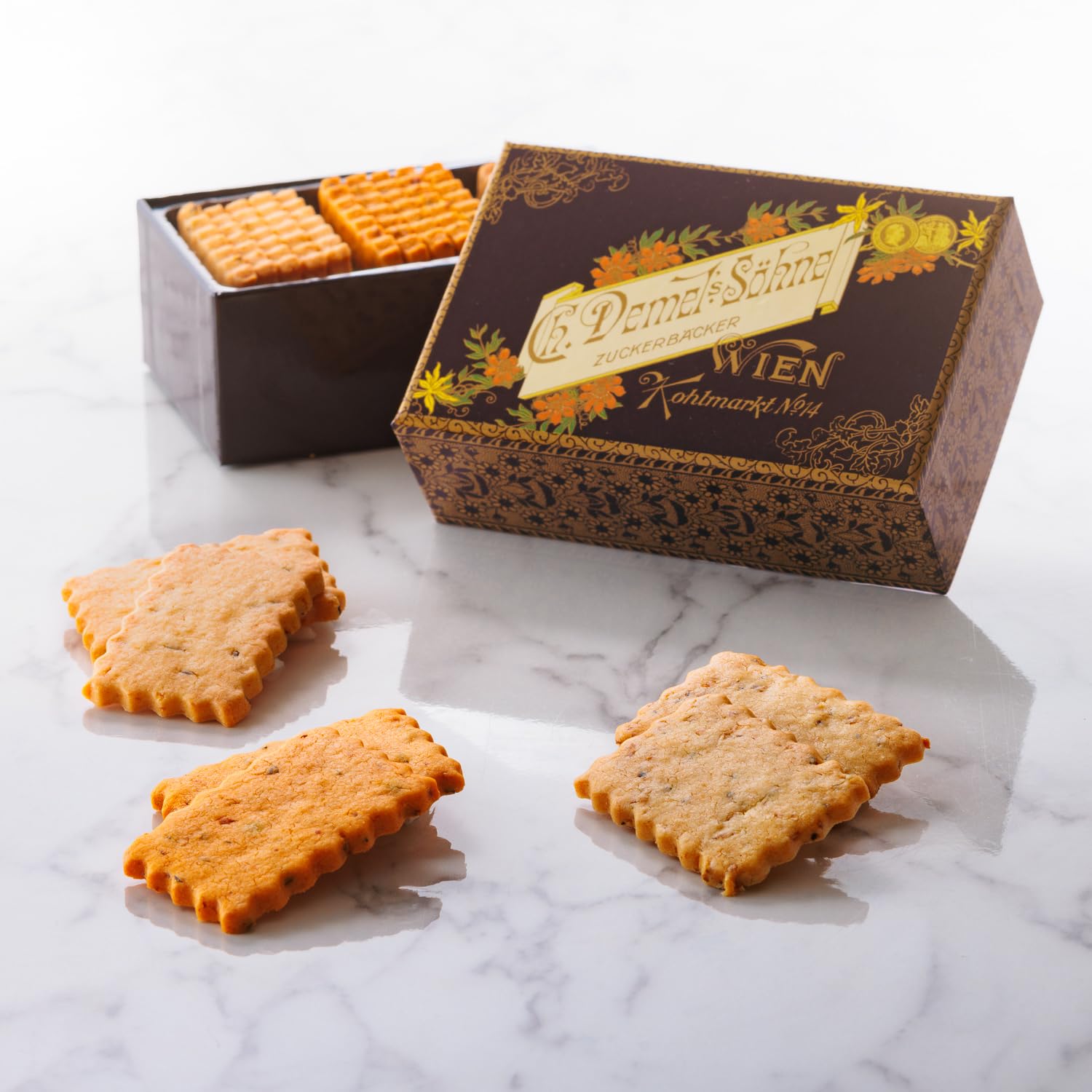 Demel Sour Cookies Individually Assorted Western Perfect as a Gift or Gift Vienna (15 pieces) - Wrapped, Cookies, Salt, Confectionery, Box,
Demel Sour Cookies Individually Assorted Western Perfect as a Gift or Gift Vienna (15 pieces) - Wrapped, Cookies, Salt, Confectionery, Box,