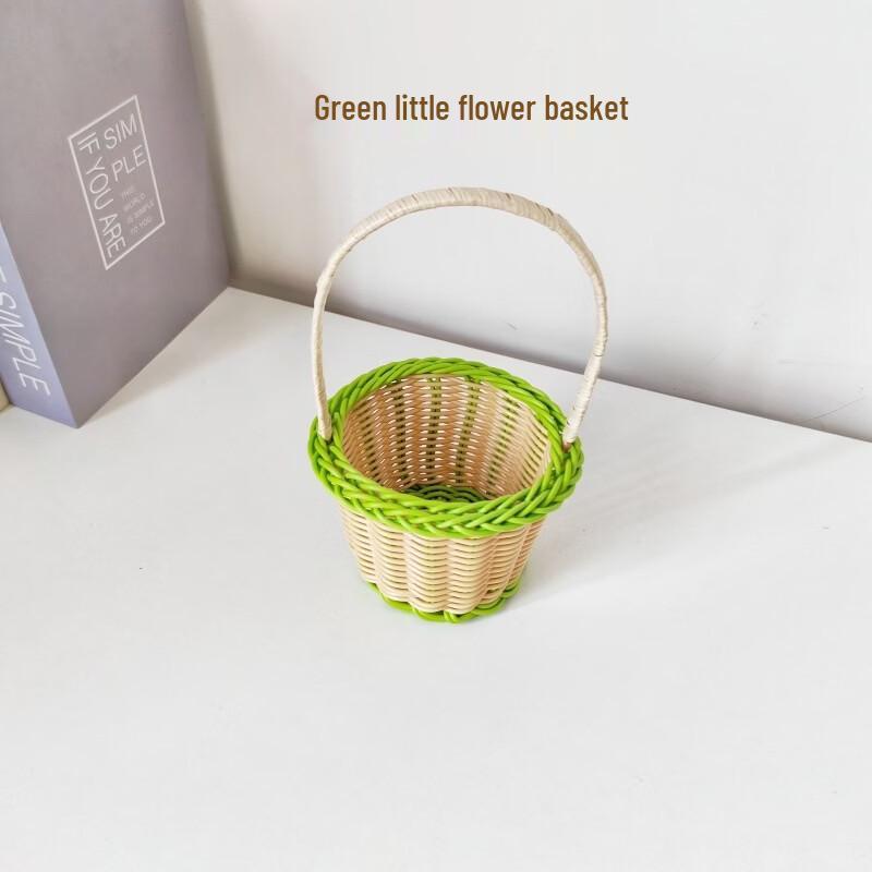 Ru Han Hand-Woven Wooden Storage Basket
Ru Han Hand-Woven Wooden Storage Basket