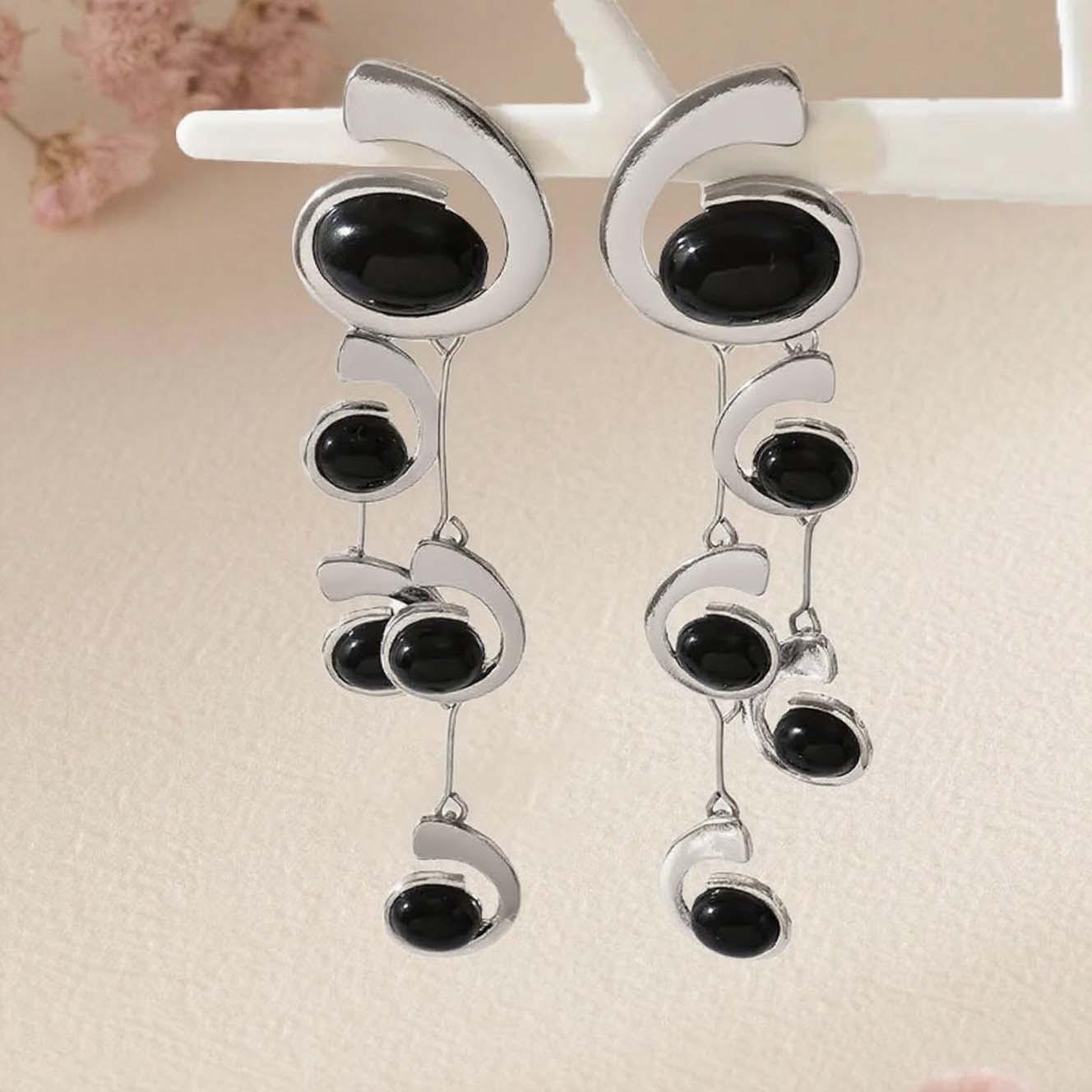 Spiral snail pendant stud earrings set, beautiful temperament jewelry срібло сірий колір
Spiral snail pendant stud earrings set, beautiful temperament jewelry срібло сірий колір