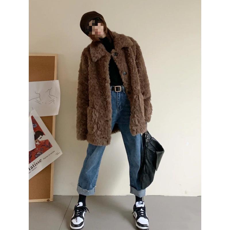 2024 Women s Loose Korean Style Lambswool Fleece Melange Fluffy Winter Coat - Thickened Leather Top S 80-105 lbs
2024 Women s Loose Korean Style Lambswool Fleece Melange Fluffy Winter Coat - Thickened Leather Top S 80-105 lbs