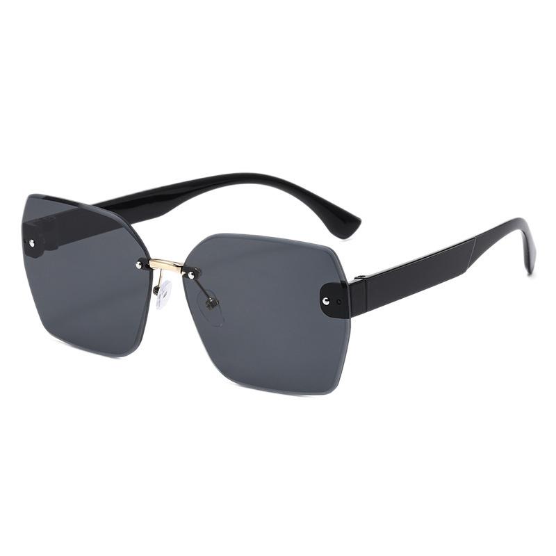 Frameless Sunglasses, Large Frame Versatile And Thin Face Glasses, Sunshade Fashion Sunglasses, Age-Reducing Street Photos, Cut Edges
Frameless Sunglasses, Large Frame Versatile And Thin Face Glasses, Sunshade Fashion Sunglasses, Age-Reducing Street Photos, Cut Edges
