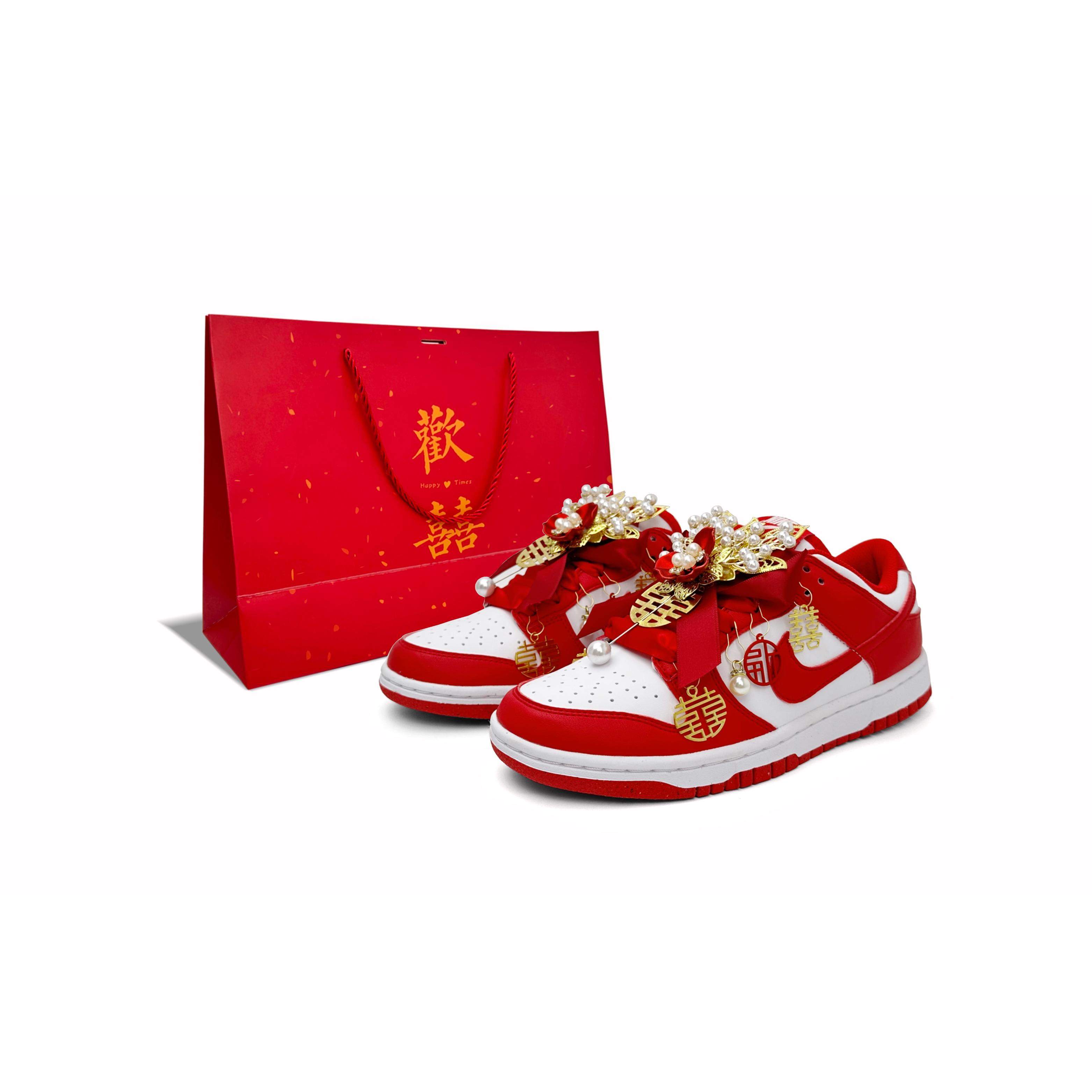 Nike Dunk Low top Skateboard Shoes Women s Red FB9109-119(Team87-BOX) 40
Nike Dunk Low top Skateboard Shoes Women s Red FB9109-119(Team87-BOX) 40