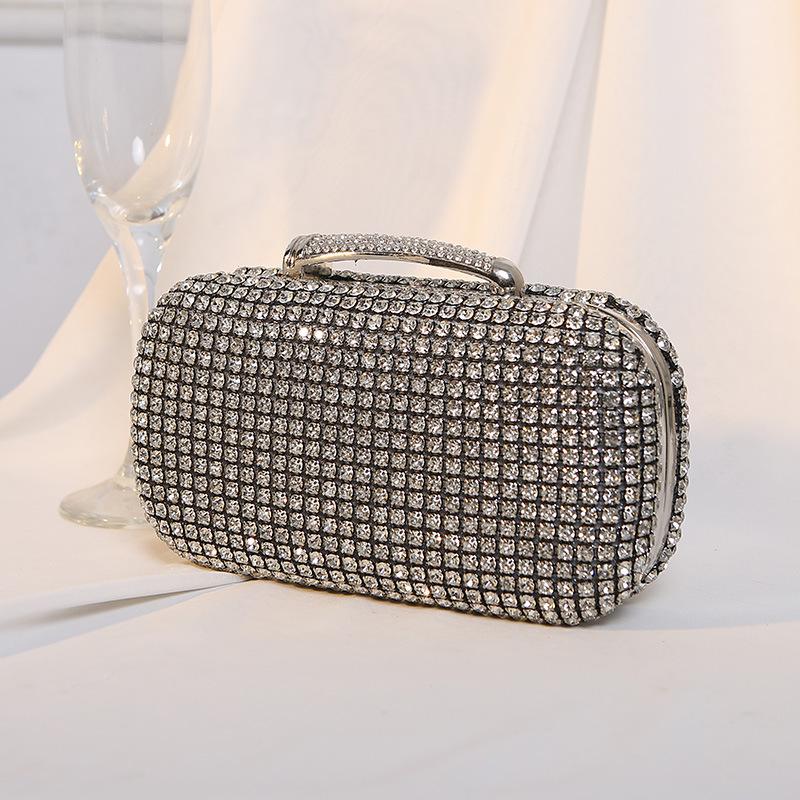 Diamond Dinner Bag Celebrity Temperament Banquet Dress Handmade Diamond Bag Shiny Clutch Bag серебряный
Diamond Dinner Bag Celebrity Temperament Banquet Dress Handmade Diamond Bag Shiny Clutch Bag серебряный