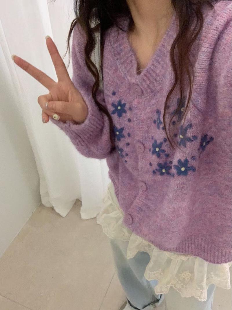 Женский вязаный кардиган свободного кроя в корейском стиле на осень 2025 года с вышитым дизайном One Size светло-фиолетовый
Женский вязаный кардиган свободного кроя в корейском стиле на осень 2025 года с вышитым дизайном One Size светло-фиолетовый