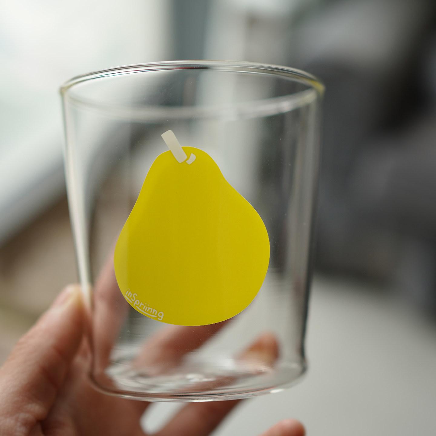 Cute Hand Drawn Apple Pear Coffee Glass Cup borosilicate glass cup, milk coffee cup, heat-resistant cold resistant glass cup 201-300ml
Cute Hand Drawn Apple Pear Coffee Glass Cup borosilicate glass cup, milk coffee cup, heat-resistant cold resistant glass cup 201-300ml