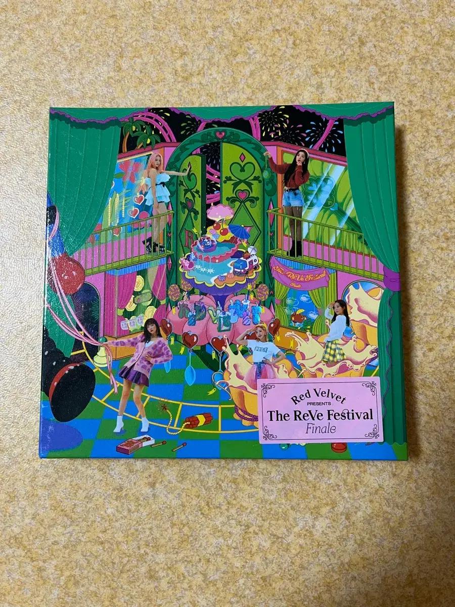 RED VELVET The Reve Festival Finale Album Used
RED VELVET The Reve Festival Finale Album Used