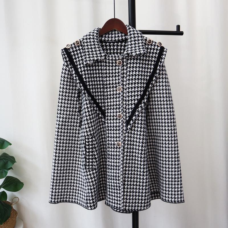 Темно-синее пальто-накидка из двухстороннего твида с трикотажным узором «тысяча птиц» и воротником, женское, осенне-зимнее, новое, высококлассное, куртка-свитер One Size
Темно-синее пальто-накидка из двухстороннего твида с трикотажным узором «тысяча птиц» и воротником, женское, осенне-зимнее, новое, высококлассное, куртка-свитер One Size