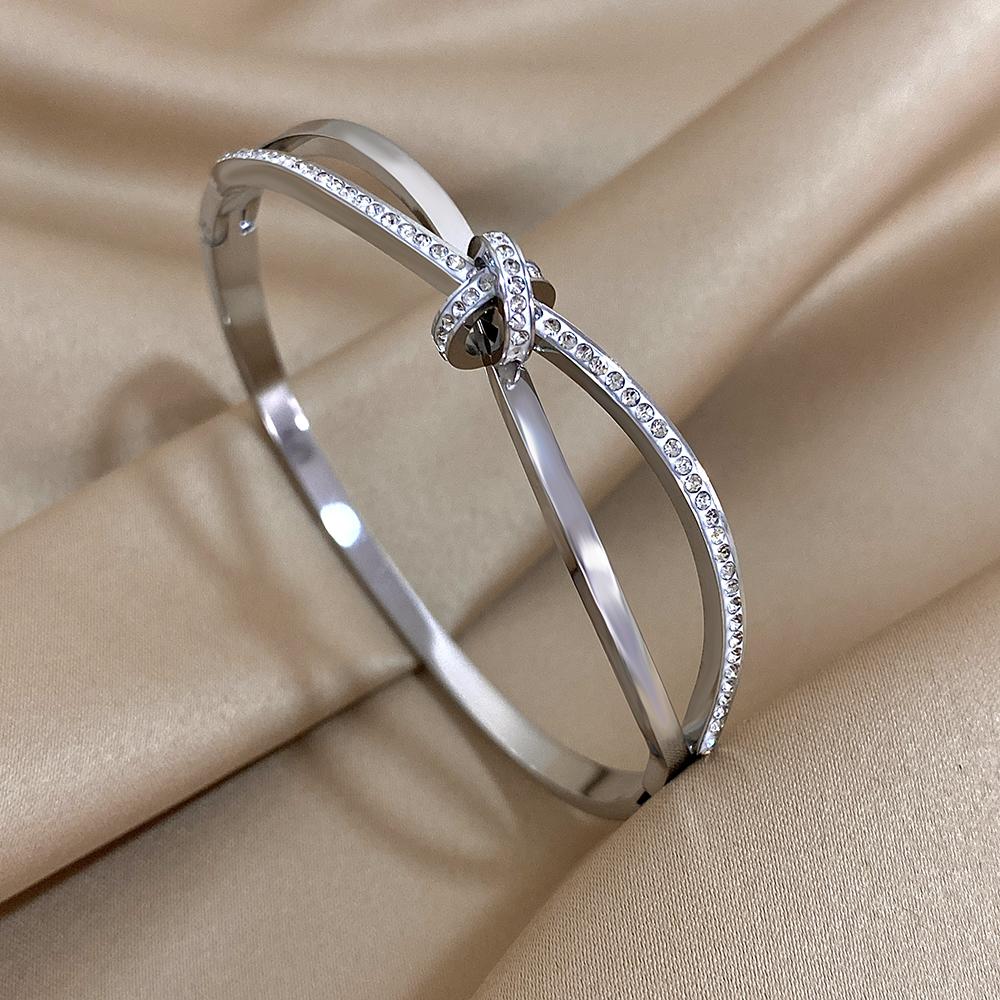 Stainless Steel Jewelry Bowknot Bracelet Women s Titanium Steel Double Knot Bracelet Multi-Layer Rhinestones
Stainless Steel Jewelry Bowknot Bracelet Women s Titanium Steel Double Knot Bracelet Multi-Layer Rhinestones