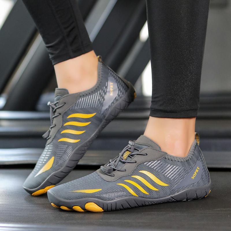 New couple home indoor fitness shoes squat deadlift shoes family floor shoes skipping rope treadmill soft shoes 46
New couple home indoor fitness shoes squat deadlift shoes family floor shoes skipping rope treadmill soft shoes 46