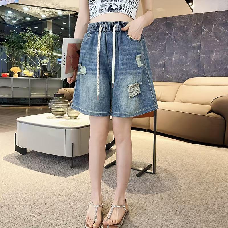 Women s Plus Size Vintage Casual Ripped Denim Capri Shorts 7XL (Recommended for 105-115 kg) джинсовий синього кольору
Women s Plus Size Vintage Casual Ripped Denim Capri Shorts 7XL (Recommended for 105-115 kg) джинсовий синього кольору