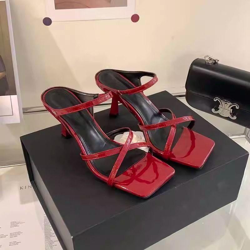 Fashion black high-heeled sandals French temperament thin heel one-word cool slippers fairy shoes 2025 new summer 35
Fashion black high-heeled sandals French temperament thin heel one-word cool slippers fairy shoes 2025 new summer 35