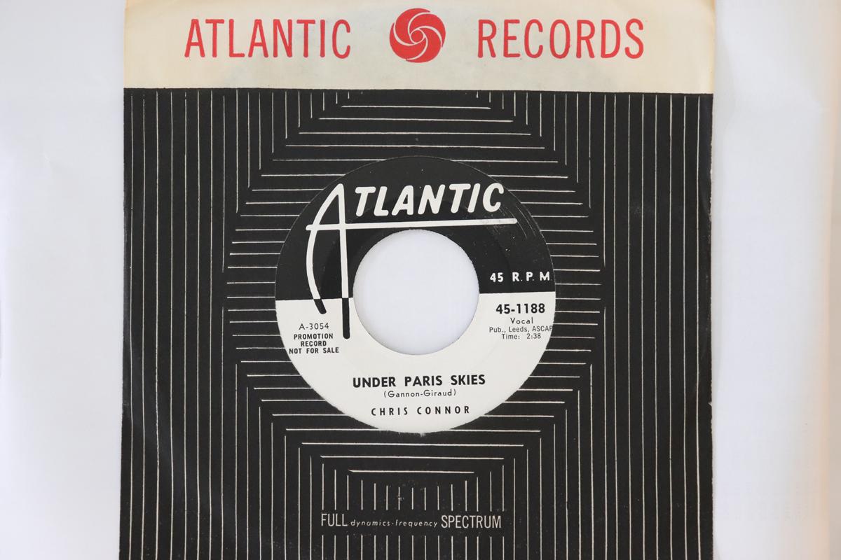 7inch Record CHRIS CONNOR - Under Paris Skies / Moon Ride 451188 Atlantic 1958 US Jazz Used
7inch Record CHRIS CONNOR - Under Paris Skies / Moon Ride 451188 Atlantic 1958 US Jazz Used