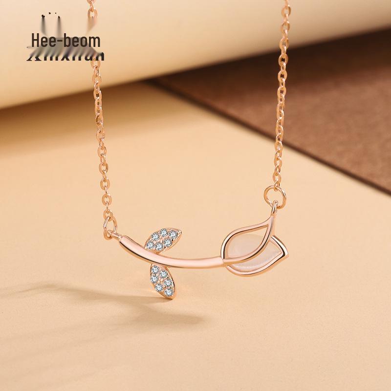 S925 Sterling Silver Tulip Necklace with Inlaid Cat s Eye Stone - Korean Mori Style Literary Pendant Choker for Women Platinum - S925 Sterling Silver
S925 Sterling Silver Tulip Necklace with Inlaid Cat s Eye Stone - Korean Mori Style Literary Pendant Choker for Women Platinum - S925 Sterling Silver