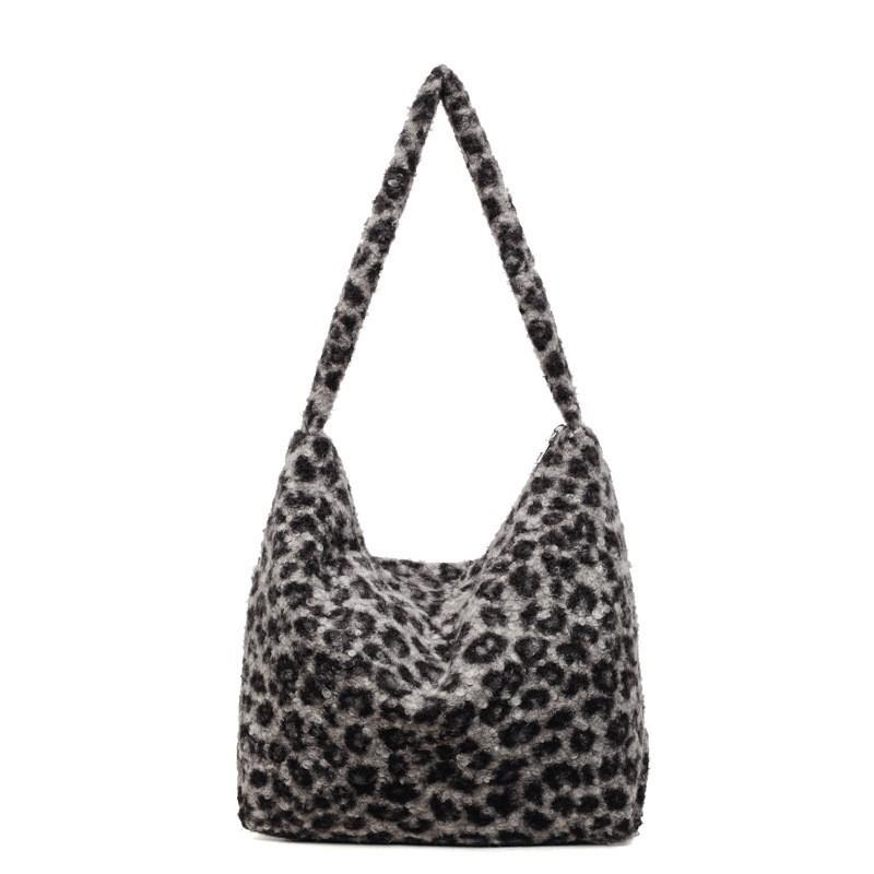 New Leopard Shoulder Bag Niche Design Commuting Tote Student Large-capacity Handbag Female чорний
New Leopard Shoulder Bag Niche Design Commuting Tote Student Large-capacity Handbag Female чорний