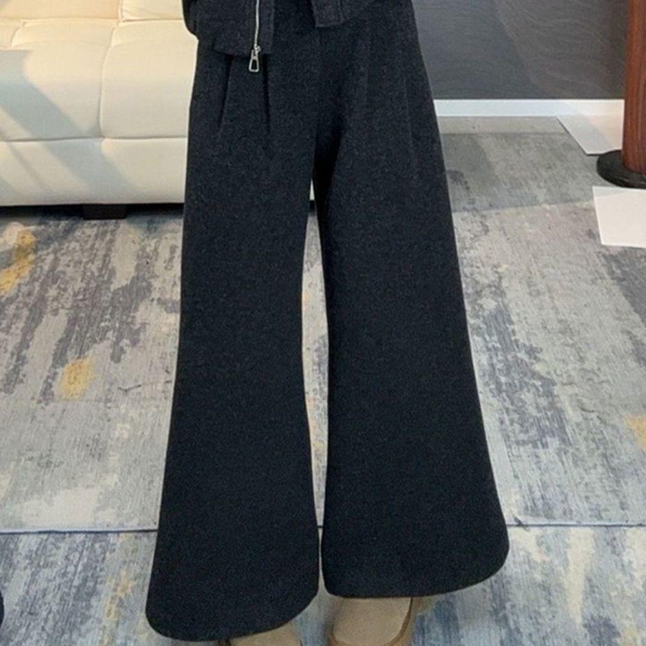 Retro Velvet Warm Fashion Set for Women - New 2025 Winter Style with Bowknot Jacket and Casual Pants Two-Piece Set 2XL
Retro Velvet Warm Fashion Set for Women - New 2025 Winter Style with Bowknot Jacket and Casual Pants Two-Piece Set 2XL