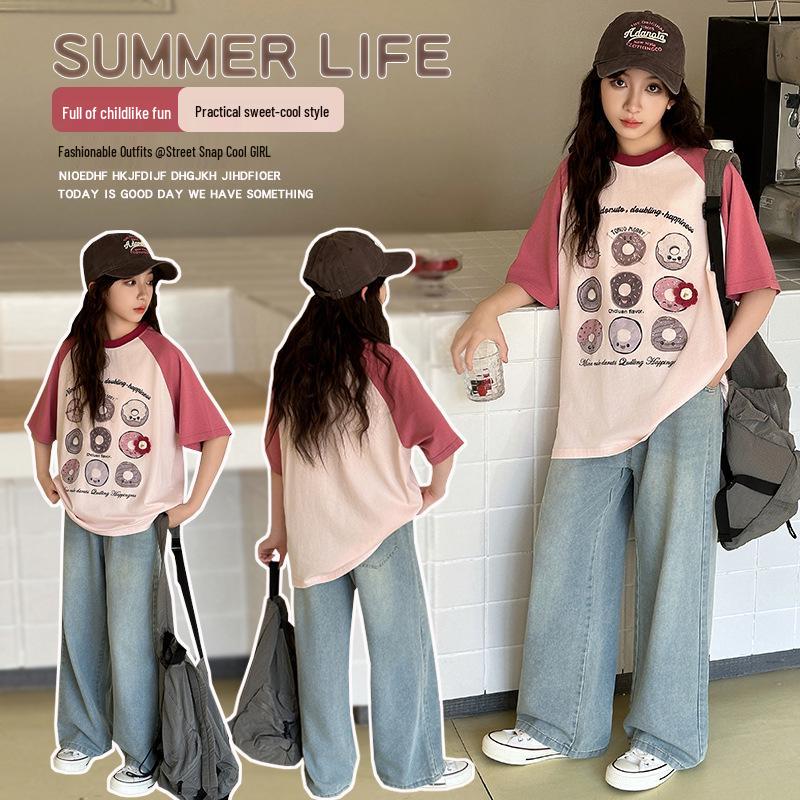Girls 2025 Fashionable Summer T-shirt & Jeans Set - Stylish Short Sleeve Two-Piece for Big Girls 130cm
Girls 2025 Fashionable Summer T-shirt & Jeans Set - Stylish Short Sleeve Two-Piece for Big Girls 130cm