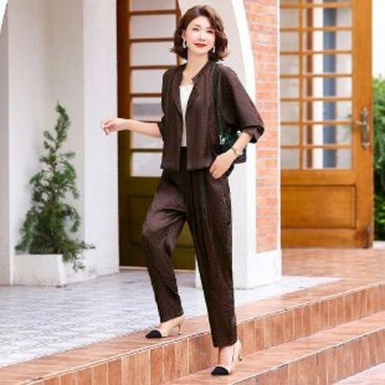 Mom s 2026 Summer Sportswear Set: Stylish Short-Sleeved Casual Two-Piece for Middle-Aged & Elderly Women 4XL хакі
Mom s 2026 Summer Sportswear Set: Stylish Short-Sleeved Casual Two-Piece for Middle-Aged & Elderly Women 4XL хакі