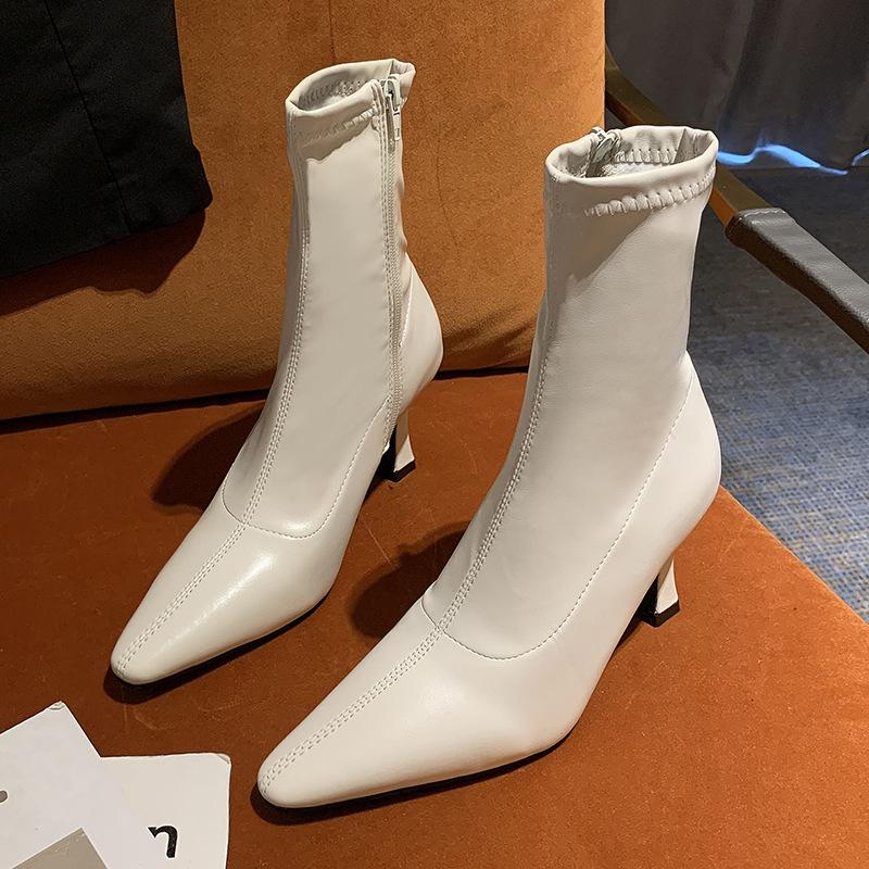Short boots women s 2025 spring new elastic thin boots pointed tip thin heel high heels medium tube Martin boots simple single boots 39 коричневий
Short boots women s 2025 spring new elastic thin boots pointed tip thin heel high heels medium tube Martin boots simple single boots 39 коричневий