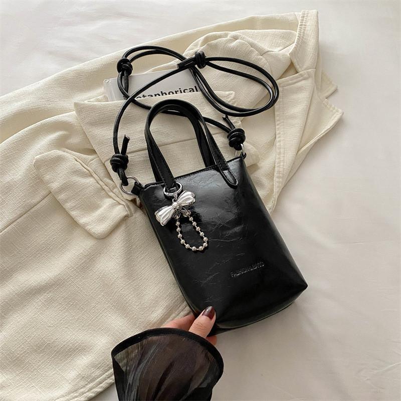 Trendy Pu Small Square Bag For Women Ideal For Summer Outings With Convenient Phone Pocket Without Pendant чёрный
Trendy Pu Small Square Bag For Women Ideal For Summer Outings With Convenient Phone Pocket Without Pendant чёрный