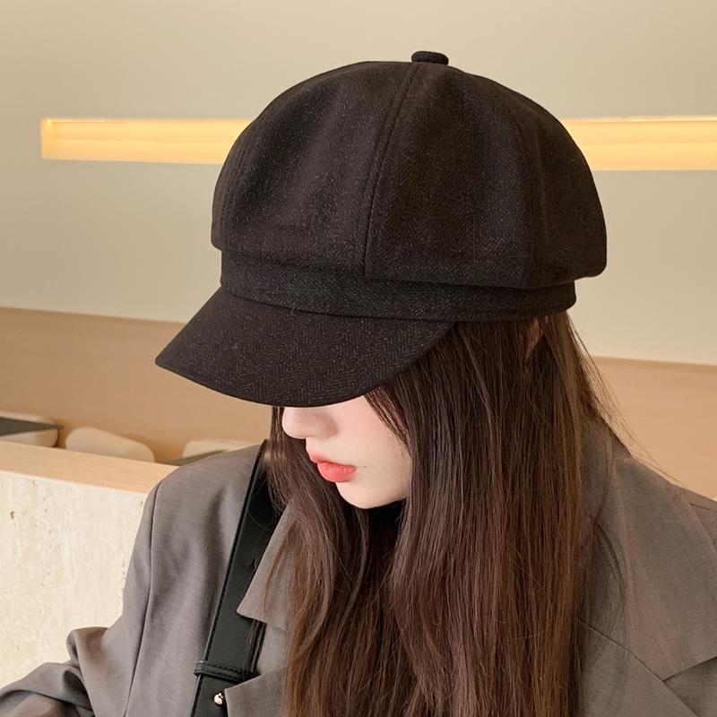 Women s Trendy British Style Solid Color Octagonal Beret Cap Autumn Winter Fashion Casual French Boina Hat for Females 56-58cm світло-сірого кольору
Women s Trendy British Style Solid Color Octagonal Beret Cap Autumn Winter Fashion Casual French Boina Hat for Females 56-58cm світло-сірого кольору