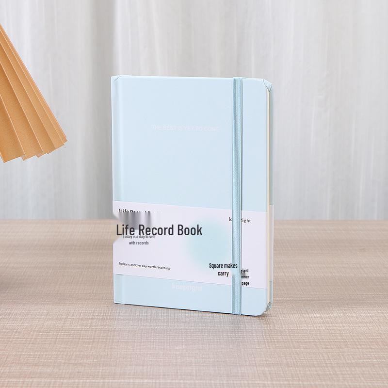 A6 Strap Notebook Set with Elastic Band - High-End Gift Box, Customizable Logo, Ideal for Students
A6 Strap Notebook Set with Elastic Band - High-End Gift Box, Customizable Logo, Ideal for Students