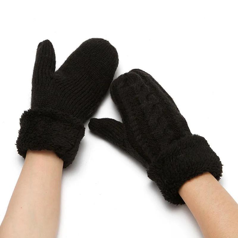 Japanese Pure Mohair Cable Knit Women s Mittens - Super Thick & Warm
Japanese Pure Mohair Cable Knit Women s Mittens - Super Thick & Warm