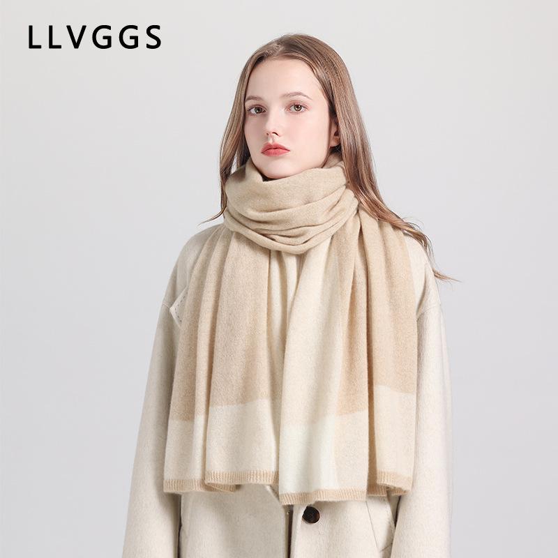 Cashmere scarf women s 100 pure cashmere wool color matching winter senior sense versatile double-sided shawl dual-purpose 180cm
Cashmere scarf women s 100 pure cashmere wool color matching winter senior sense versatile double-sided shawl dual-purpose 180cm