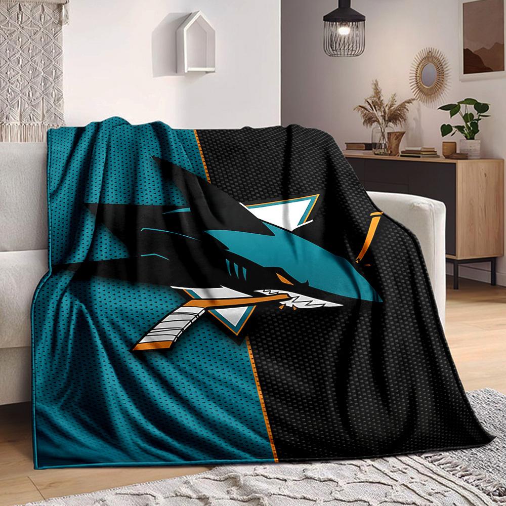 1pc Sharks Blanket, Lightweight Flannel Throw Blanket For Sofa, Bed, Travel, Camping, Living Room, Office, Couch, Chair, And Bed 80cmx120cm
1pc Sharks Blanket, Lightweight Flannel Throw Blanket For Sofa, Bed, Travel, Camping, Living Room, Office, Couch, Chair, And Bed 80cmx120cm