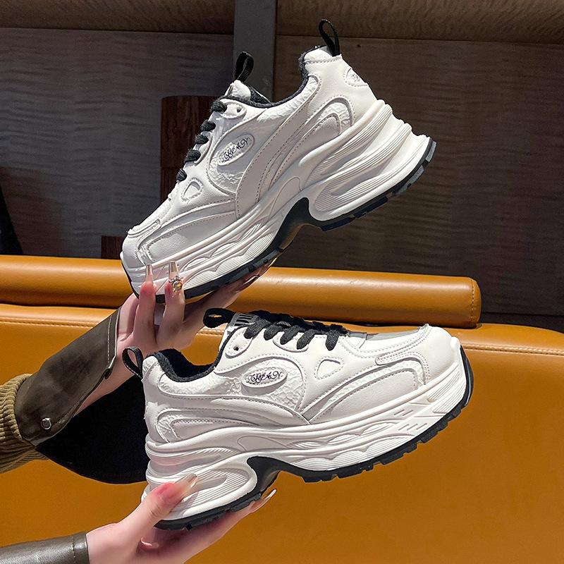 Dad Shoes Girl 2025 Autumn and Winter New Fleece Leather Sneakers Fashion Versatile Breathable Casual Platform Shoes 35 чёрный
Dad Shoes Girl 2025 Autumn and Winter New Fleece Leather Sneakers Fashion Versatile Breathable Casual Platform Shoes 35 чёрный