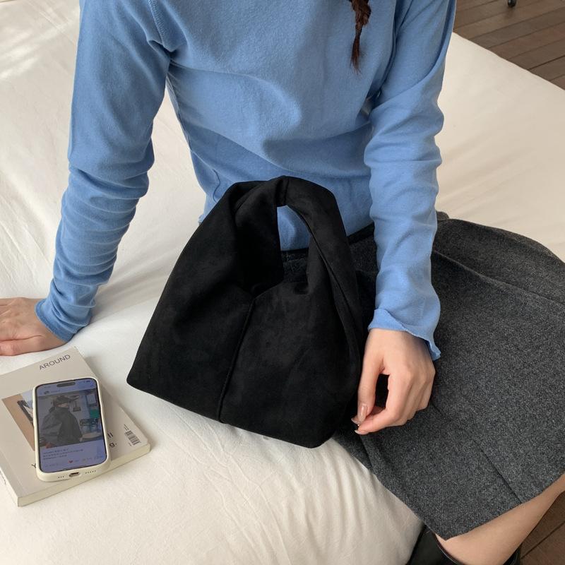 New Women Suede Top Handle Bag Vintage Red Simple Shoulder Bag Large Capacity Comfortable and Versatile Texture Commuter Bag чёрный
New Women Suede Top Handle Bag Vintage Red Simple Shoulder Bag Large Capacity Comfortable and Versatile Texture Commuter Bag чёрный