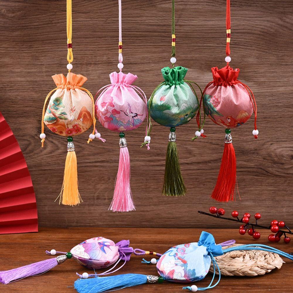 Empty Tassel Drawstring Bag Brocade Jewelry Storage Bag Dragon Boat Festival Sachet Girl
Empty Tassel Drawstring Bag Brocade Jewelry Storage Bag Dragon Boat Festival Sachet Girl