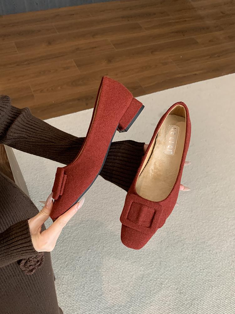 Autumn and winter single shoes French velvet beautiful small fragrance with not tired red wedding shoes daughter 2026 new skirt women s shoes feet 35 красный
Autumn and winter single shoes French velvet beautiful small fragrance with not tired red wedding shoes daughter 2026 new skirt women s shoes feet 35 красный