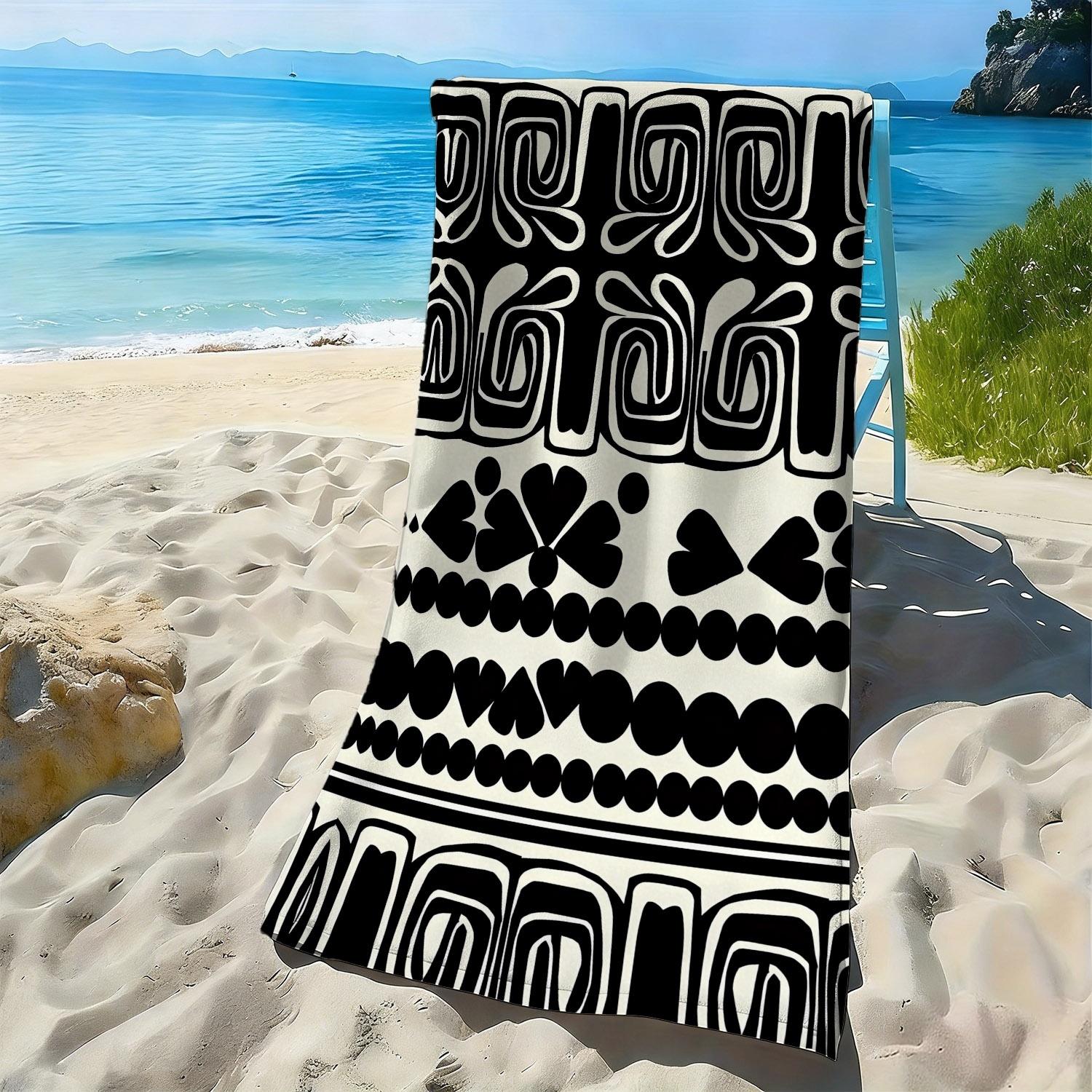 Retro ethnic geometric patterns polyester microfiber beach towel is highly absorbent, suitable for swimming and beach outings W40*H60(CM)
Retro ethnic geometric patterns polyester microfiber beach towel is highly absorbent, suitable for swimming and beach outings W40*H60(CM)
